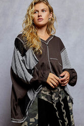 POL High-Low Hem Contrast Stitching V-Neck Top OutfitFlow